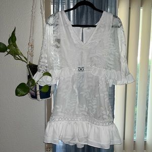 Beautiful white lace dress size Medium